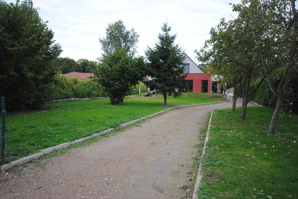 Chambres D'Hotes Les Ecuries De La Source Amiens Exterior foto