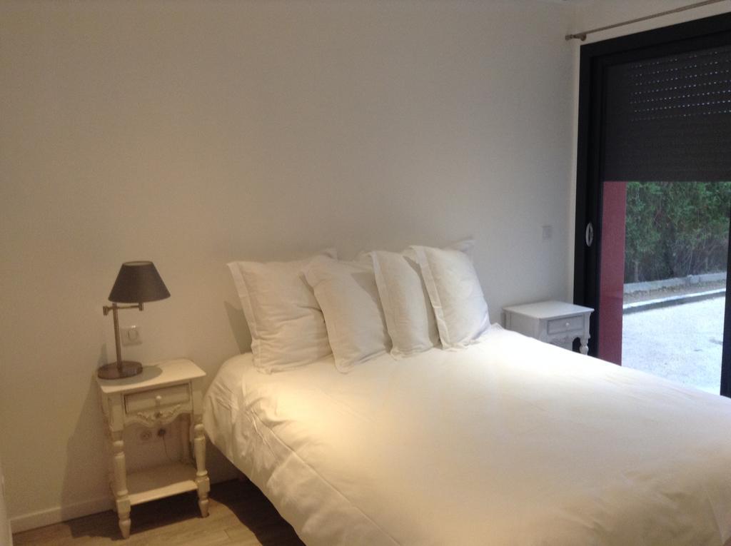 Chambres D'Hotes Les Ecuries De La Source Amiens Habitación foto